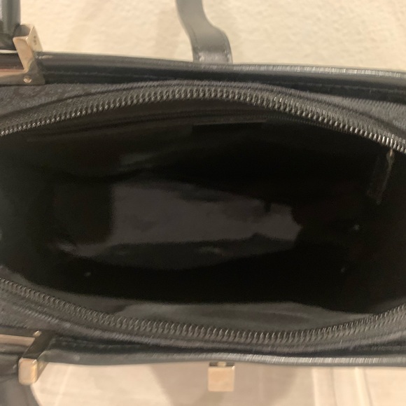 Authentic Gucci Handbag - Picture 7 of 8